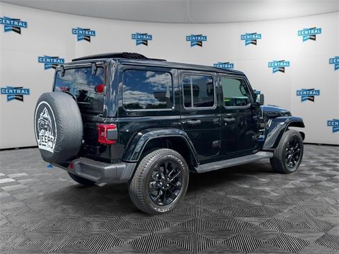 Certified 2022 Jeep Wrangler Unlimited Sahara w/ Safety Group image 6