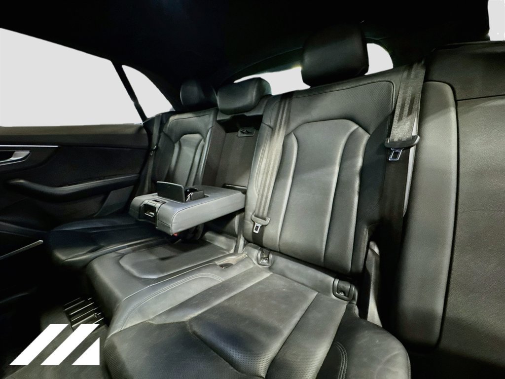 Used 2019 Audi Q8 Prestige w/ Luxury Package AWD/4WD image 26