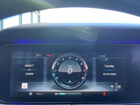 Used 2018 Mercedes-Benz E 400 E 400 2dr Coupe w/ Premium 3 Package image 21