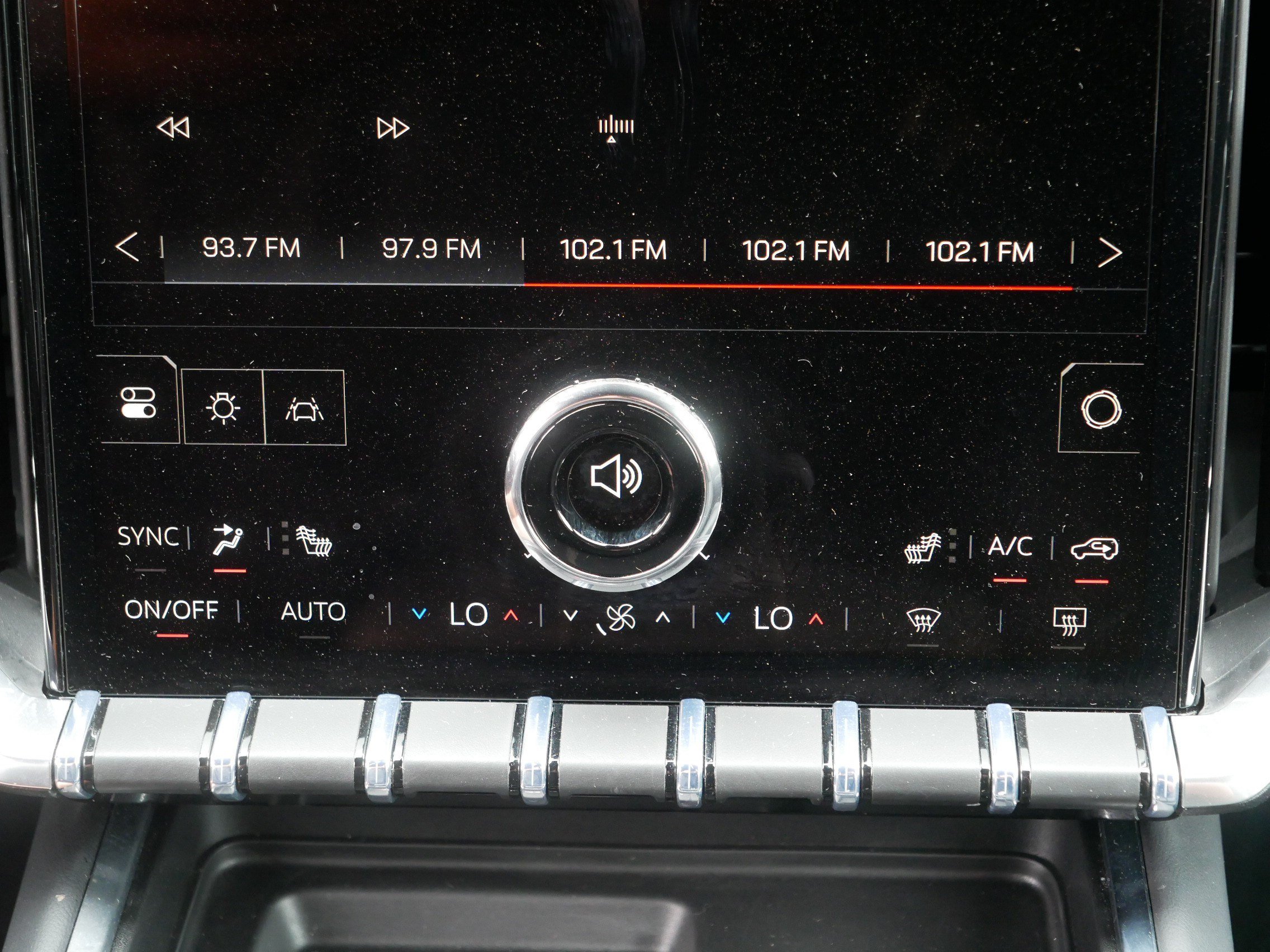 Used 2026 GMC Acadia Elevation w/ Elevation Premium Package AWD/4WD image 23