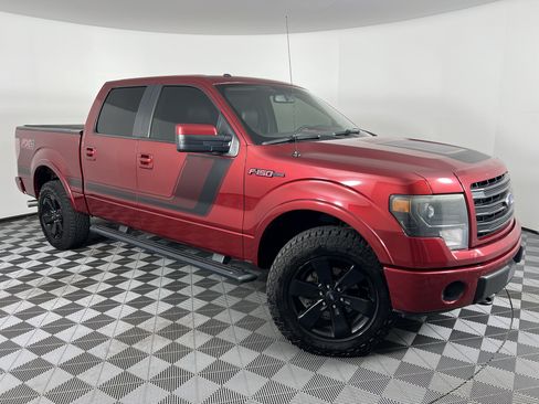 Used 2014 Ford F150 FX4 w/ Equipment Group 402A Luxury AWD/4WD image 2