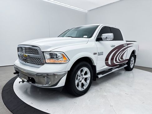 Used 2016 RAM 1500 Laramie w/ Convenience Group image 9