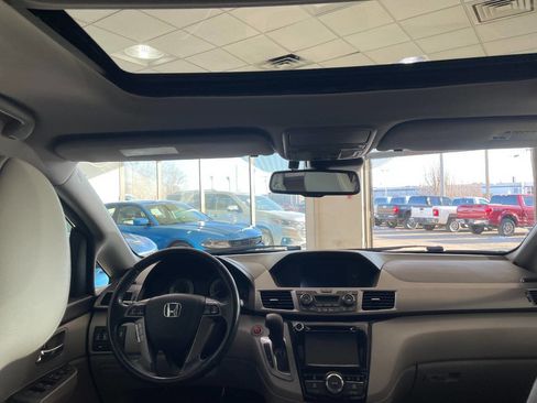 Used 2016 Honda Odyssey EX-L image 24