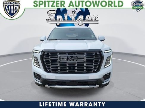 New 2026 GMC Yukon Denali Ultimate w/ LPO, Floor Liner Package AWD/4WD image 3