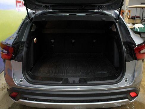 Certified 2024 Chevrolet Trax LT image 5