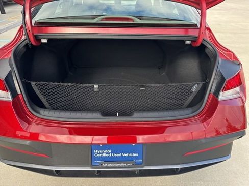 Certified 2025 Hyundai Elantra Sport image 27