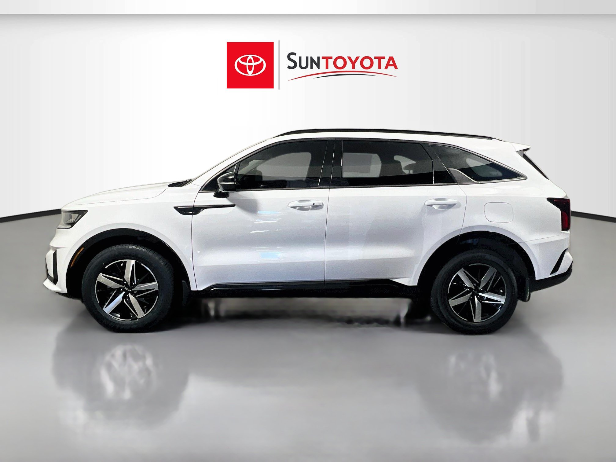 Used 2023 Kia Sorento S FWD image 7