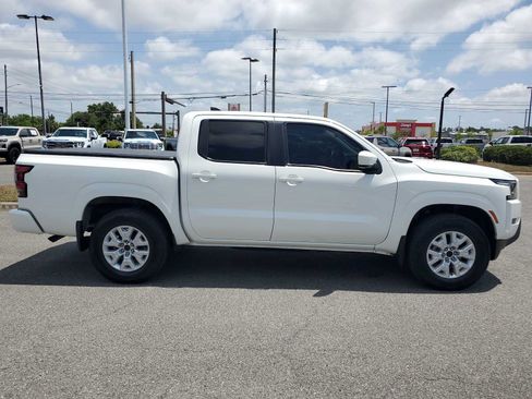 Used 2023 Nissan Frontier SV w/ Technology Package AWD/4WD image 7