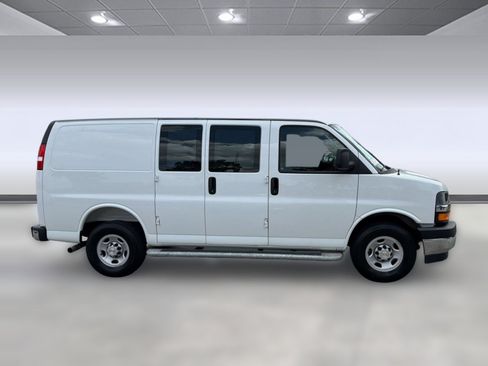 Certified 2025 Chevrolet Express 2500 w/ Driver Convenience Package RWD image 8