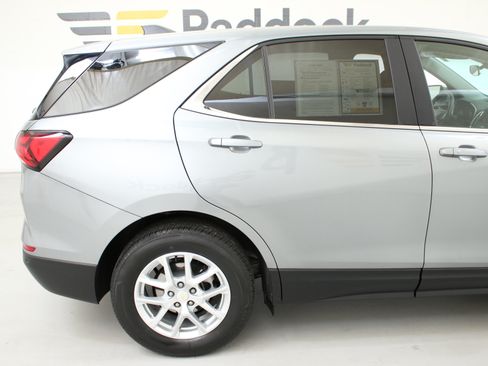 Certified 2024 Chevrolet Equinox LT AWD/4WD image 10