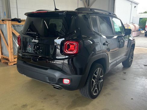 Used 2019 Jeep Renegade Limited w/ UConnect 8.4 Nav Group image 4
