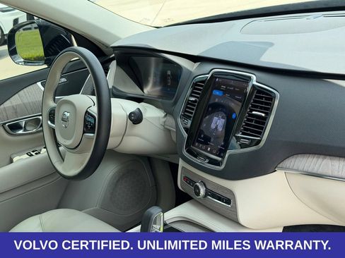 Certified 2023 Volvo XC90 B6 Plus AWD/4WD image 37