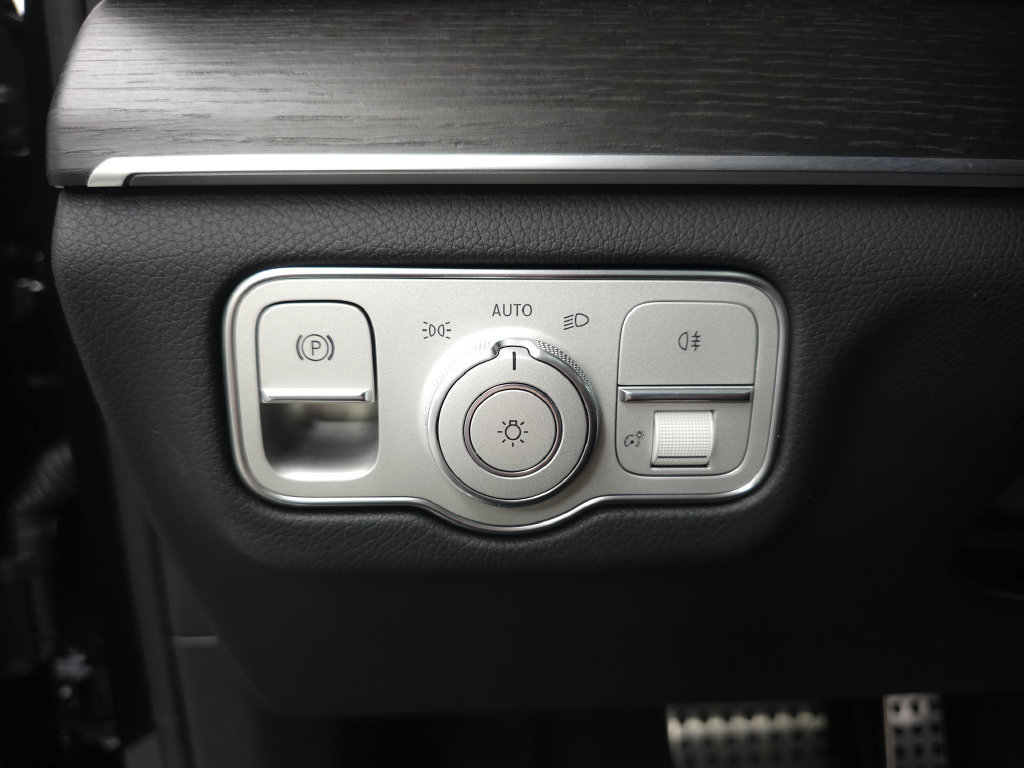 Certified 2026 Mercedes-Benz GLS 450 4MATIC image 10