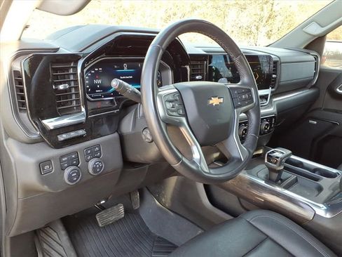 Used 2023 Chevrolet Silverado 1500 LTZ w/ LTZ Premium Package image 16