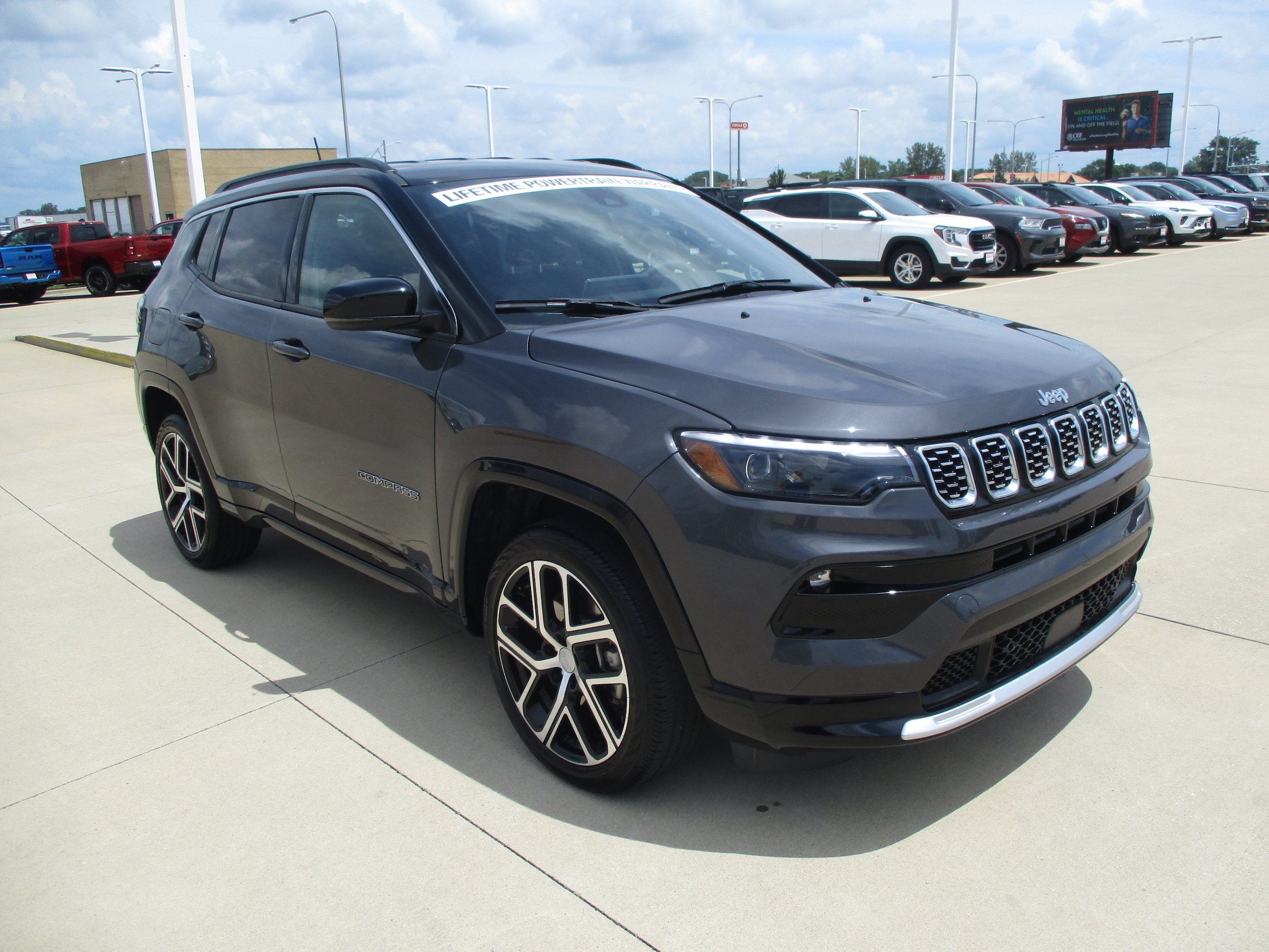 Used 2024 Jeep Compass Limited w/ Elite Group AWD/4WD image 9