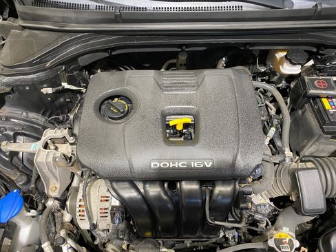 Used 2018 Hyundai Elantra Value Edition FWD image 23