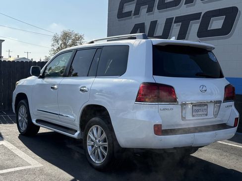 Used 2010 Lexus LX 570 4WD image 4