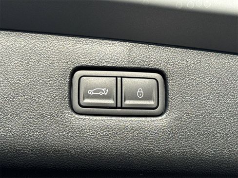 New 2026 Genesis GV70 2.5T Select image 19