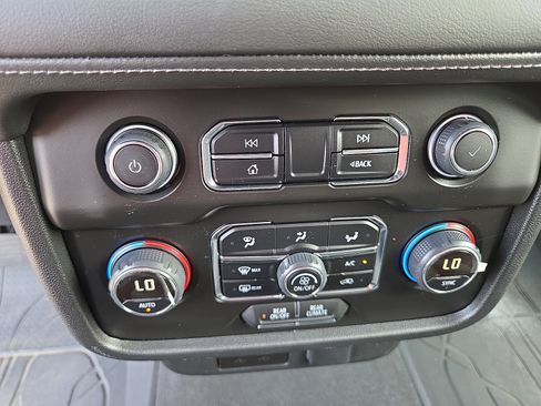 Used 2024 Chevrolet Tahoe LS w/ Max Trailering Package AWD/4WD image 29