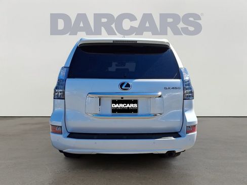 Used 2023 Lexus GX 460 Premium w/ Premium Package AWD/4WD image 5