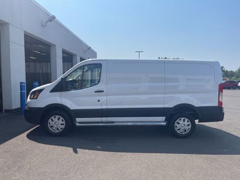Used 2023 Ford Transit 250 Low Roof w/ Exterior Upgrade Package RWD image 5