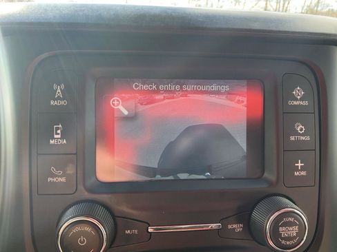 Used 2019 RAM 1500 Big Horn image 18