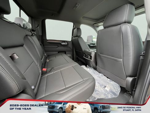 New 2025 GMC Sierra 2500 Denali w/ Denali Reserve Package image 32