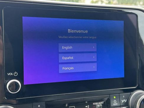 Certified 2023 Toyota Highlander XLE image 34