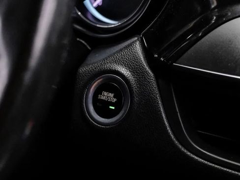 Used 2017 Buick Envision Essence FWD image 27