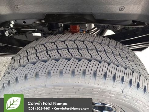 New 2026 Ford F250 Lariat w/ Black Appearance Package image 33