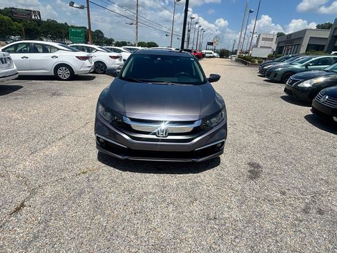 Used 2019 Honda Civic EX image 6
