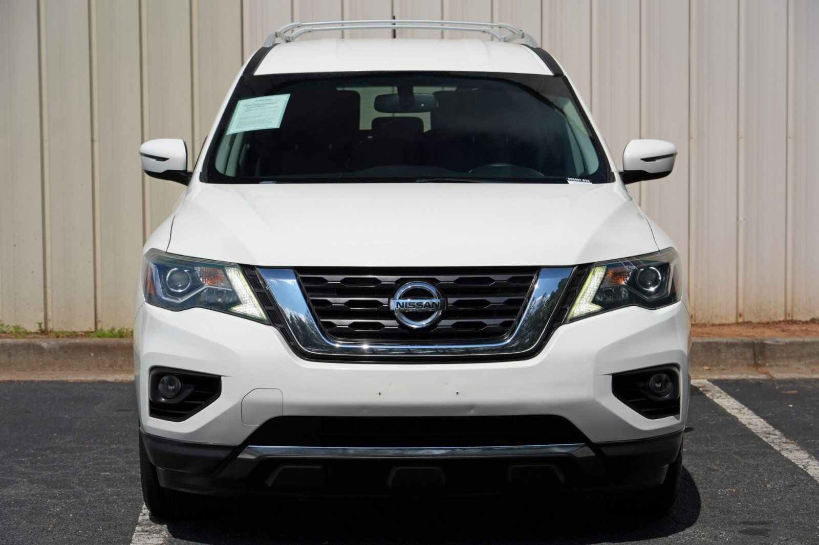 Used 2017 Nissan Pathfinder SV FWD image 43
