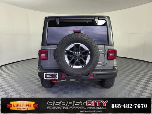 Used 2022 Jeep Wrangler Unlimited Rubicon w/ Dual Top Group image 6
