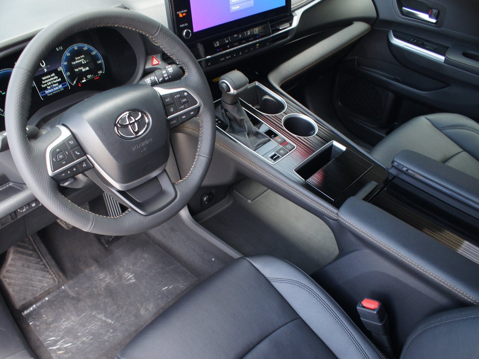 New 2026 Toyota Sienna XLE Woodland Edition AWD/4WD image 14