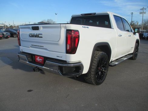 Used 2022 GMC Sierra 1500 SLT w/ SLT Premium Package image 4