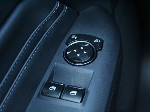 Used 2024 Ford Mustang Premium image 25