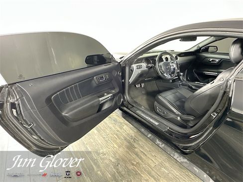 Used 2015 Ford Mustang GT Premium image 18