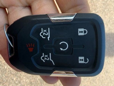 Used 2015 GMC Yukon XL SLT w/ Open Road Package image 30