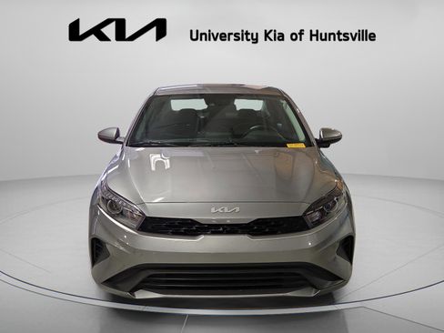 Used 2024 Kia Forte LXS image 8