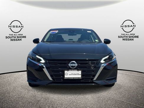 Certified 2025 Nissan Altima 2.5 SL FWD image 2