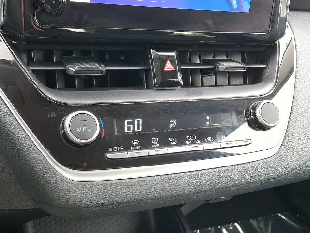 Used 2025 Toyota Corolla LE FWD image 16