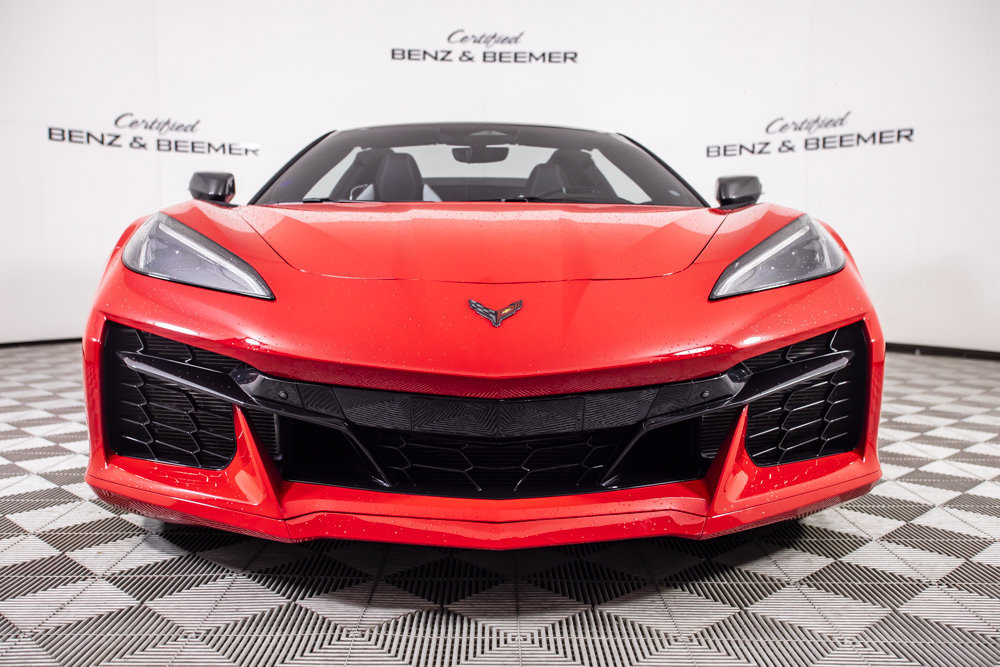 Used 2024 Chevrolet Corvette Z06 w/ Stealth Interior Trim Package RWD image 7