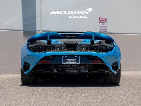 Used 2024 McLaren 750S Spider RWD image 6
