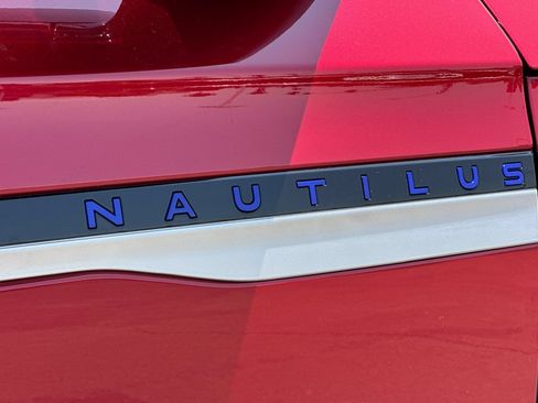 New 2026 Lincoln Nautilus Premier AWD/4WD image 26