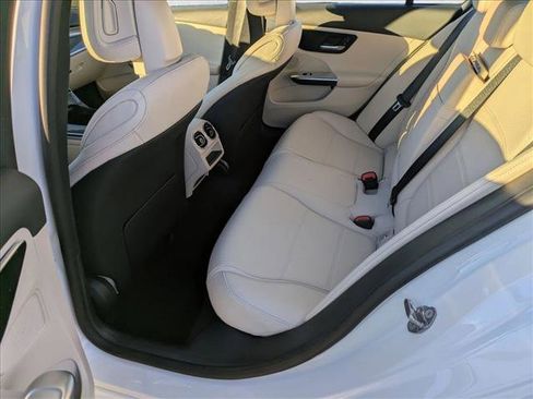 Used 2023 Mercedes-Benz C 300 Sedan image 18