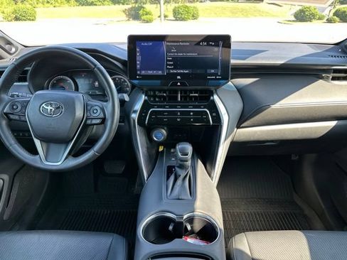 Used 2022 Toyota Venza Limited w/ Advanced Technology Package AWD/4WD image 11