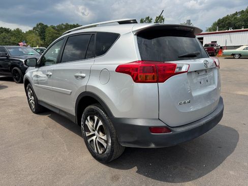 Used 2013 Toyota RAV4 LE FWD image 3