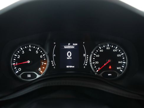 Used 2016 Jeep Renegade Latitude image 27