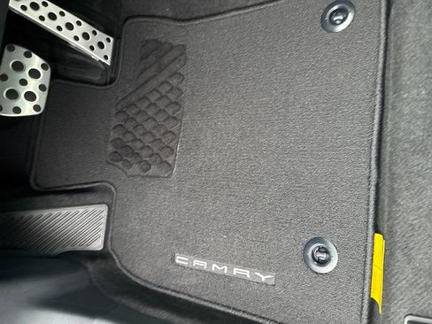 New 2026 Toyota Camry SE FWD image 32