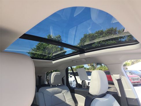 New 2026 Lincoln Aviator 2WD image 32